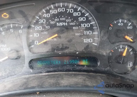 2005 Chevrolet Silverado 1500 Ls z USA, uszkodzony, nr VIN 2GCEC19T951303256